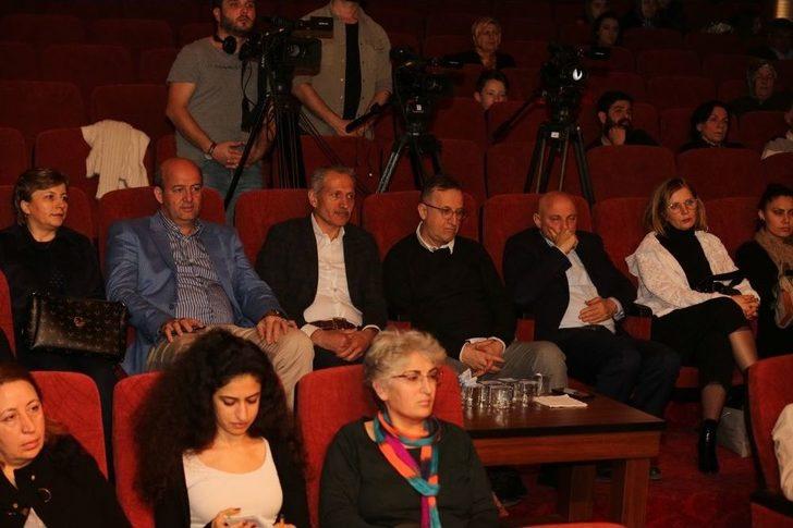 Adapazarı’nda ‘sağlıklı Yaşam, Gıda Ve Kanser İlişkisi’ Konulu Sempozyum Düzenlendi G4