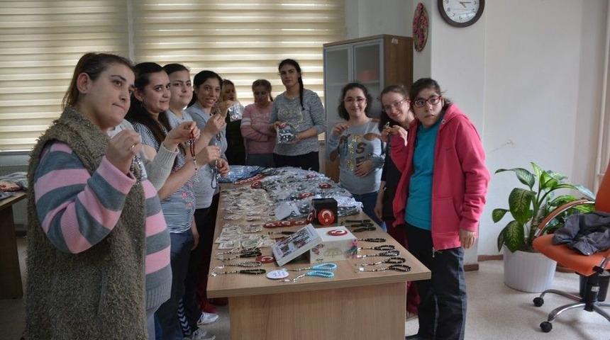 Engelli &Ouml;ğrencilerden Mehmet&ccedil;iğe Destek