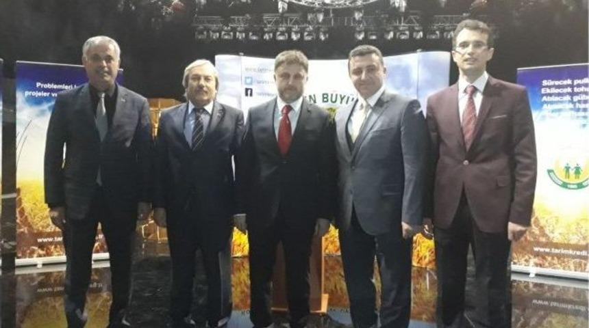 T&uuml;rkiye Tarım Kredi Kooperatifi Merkez Birliği Genel M&uuml;d&uuml;r&uuml; Olan Eski Milletvekili Poyraz Koltuğu Devraldı