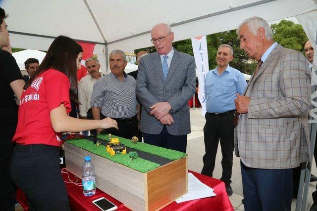 Bilim Şenliği’nde Solucan Gübresi Projesi