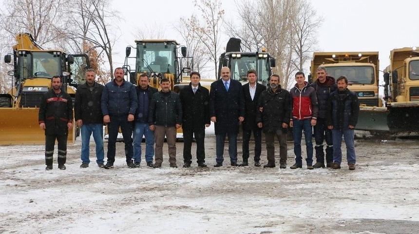 Aziziye Karla Mücadele Ediyor