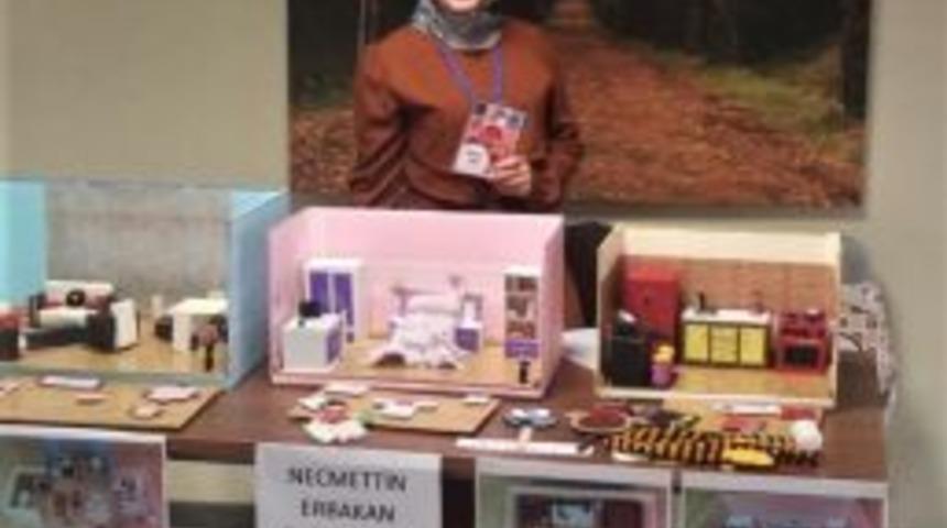 Ne&uuml; &Ouml;ğrencileri &rsquo;alan Eğitiminde Materyal Tasarımı&rsquo; Yarışmasından Dereceyle D&ouml;nd&uuml;