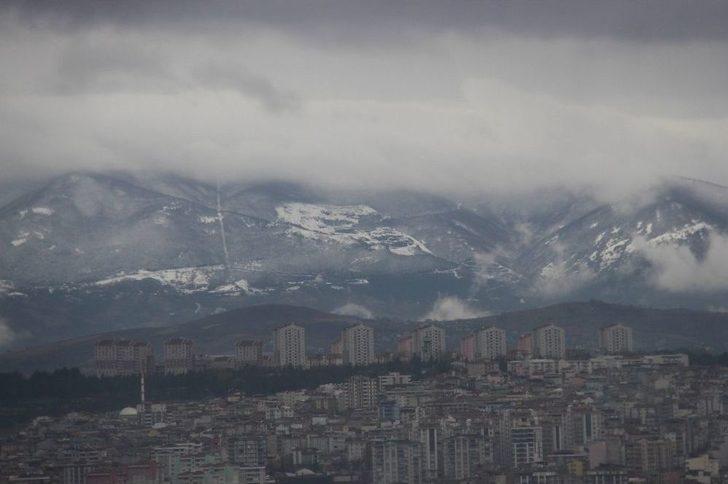 Aniden Bastıran Sağanak Vatandaşları Hazırlıksız Yakaladı G5