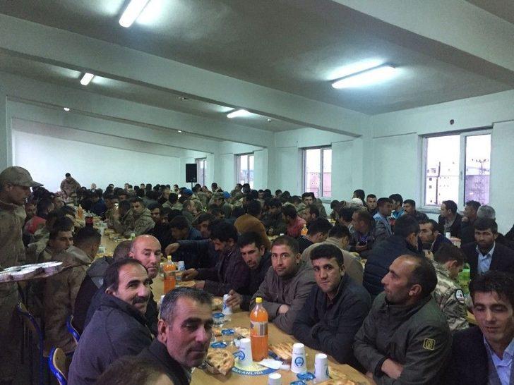 Çaldıranda Şehitler İçin Mevlid-i Şerif Okutuldu G5