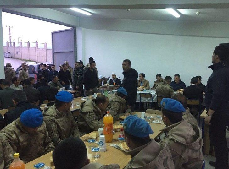 Çaldıranda Şehitler İçin Mevlid-i Şerif Okutuldu G2