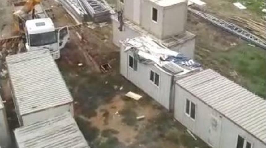 (&ouml;zel) Başakşehir&rsquo;de Bu Kadarına Pes Dedirten İş&ccedil;iyi Taşıma Şekli Kamerada