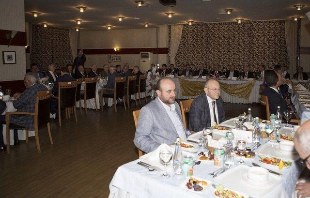 Erzurum Protokolü Rektör Çomaklı’nın İftar Davetinde Bir Araya Geldi