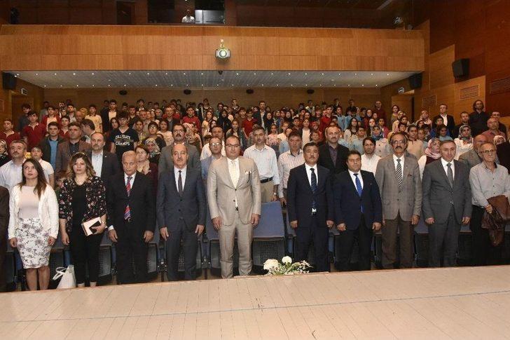 Gümüşhaneler Okuyor Projesi Ödül Töreni Düzenlendi G1