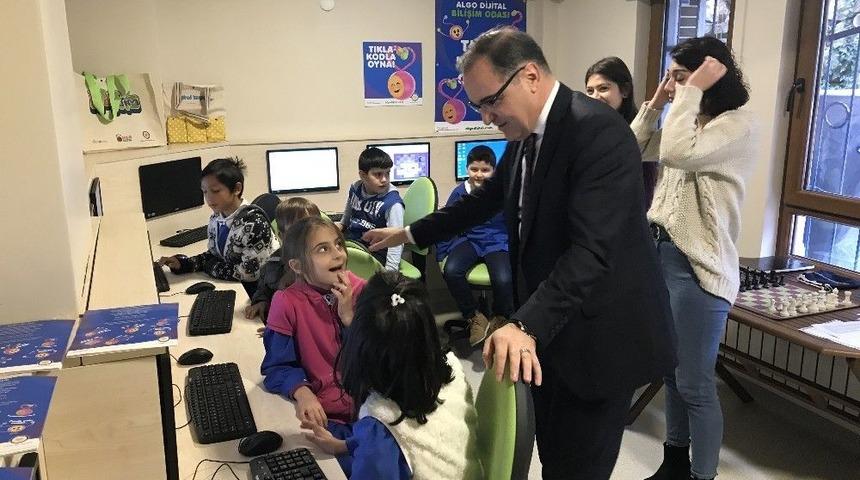 Yerel Yöneticiler Gönüllülük Haftası’nda Gönüllülük Yapıyor