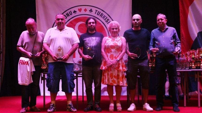 T&uuml;rkiye Yaz Bri&ccedil; Şampiyonası Kuşadası&rsquo;nda Devam Ediyor