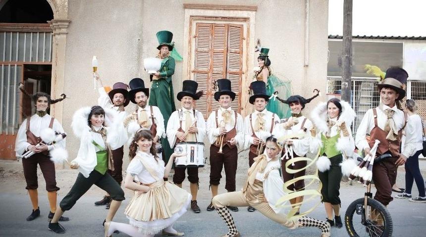 “optimum Tea Party Karnaval Korteji" Adanalıları Coşturacak