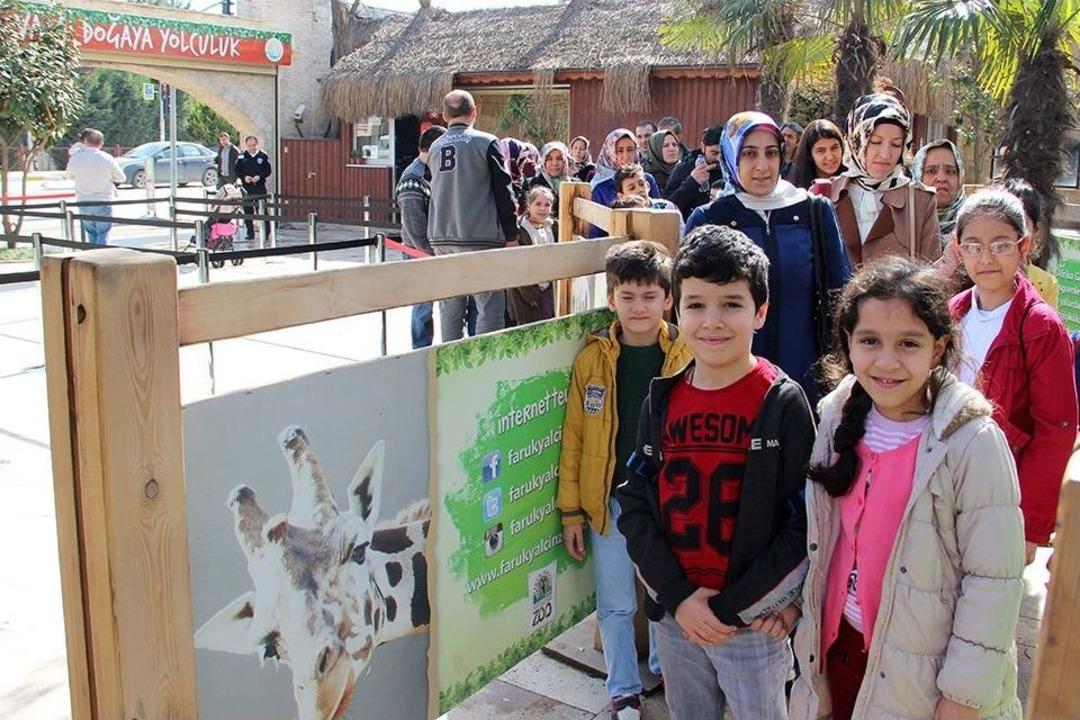 Esenlerli &Ccedil;ocuklar Hayvanlarla Hayallerine Kavuştu
