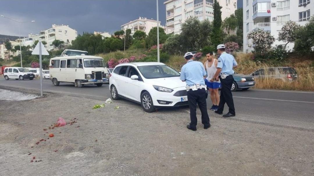 Kuşadası&rsquo;nda Trafik Kazası; 1 Yaralı