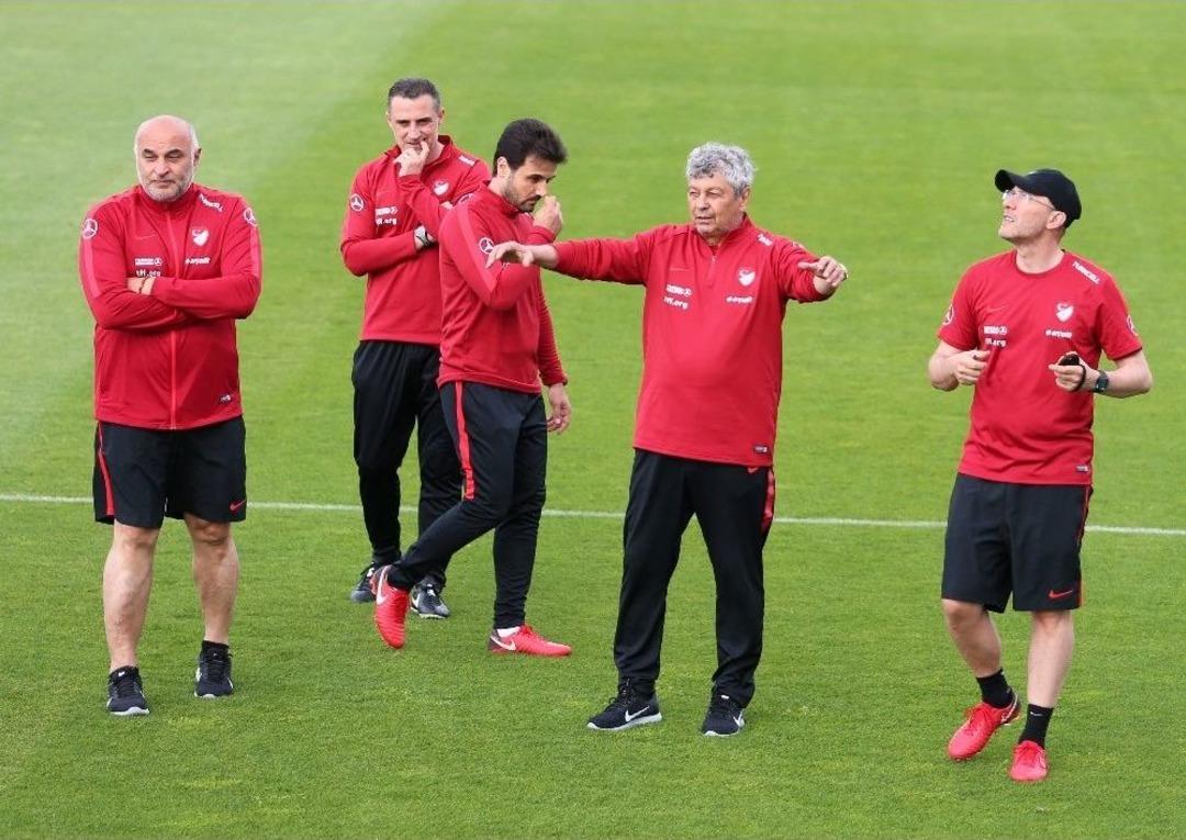 A Milli Takım Hazırlıklarını S&uuml;rd&uuml;rd&uuml;