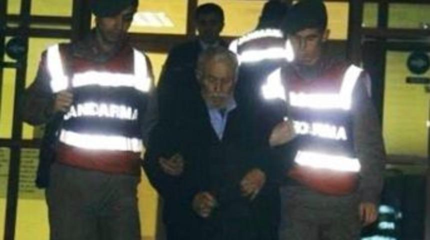 Cumhurbaşkanı Erdoğan, Yeğenini &Ouml;ld&uuml;ren 85 Yaşındaki Tutuklunun Cezasını Affetti