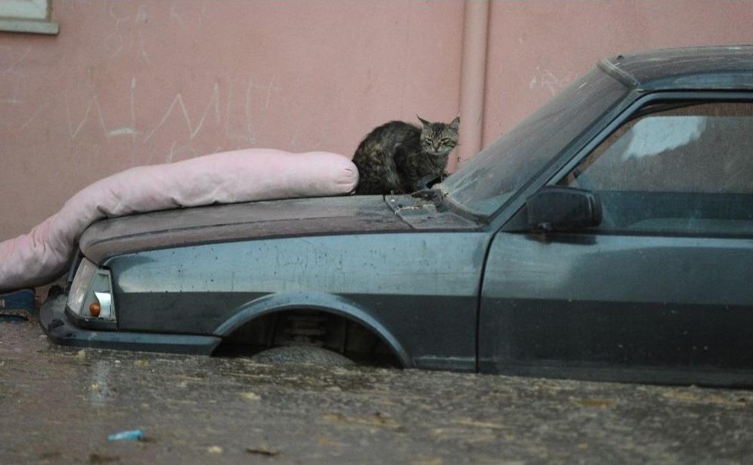 Bursa&rsquo;yı Su Bastı