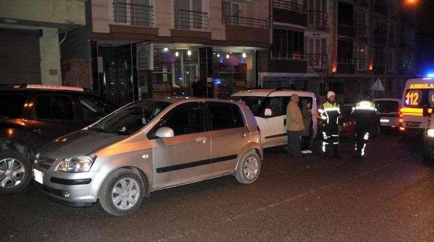 Otomobilin &Ccedil;arptığı Yaya Yaralandı