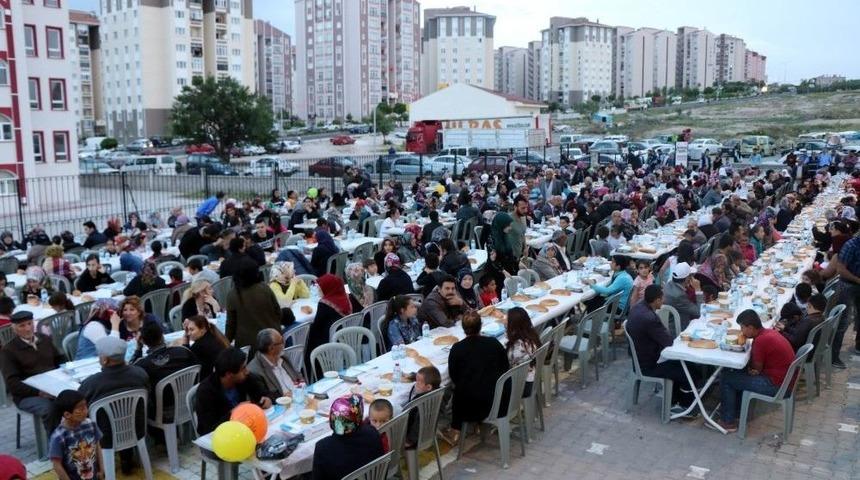 Nevşehir&rsquo;de İlk Kez Mahalle İftarı Yapıldı