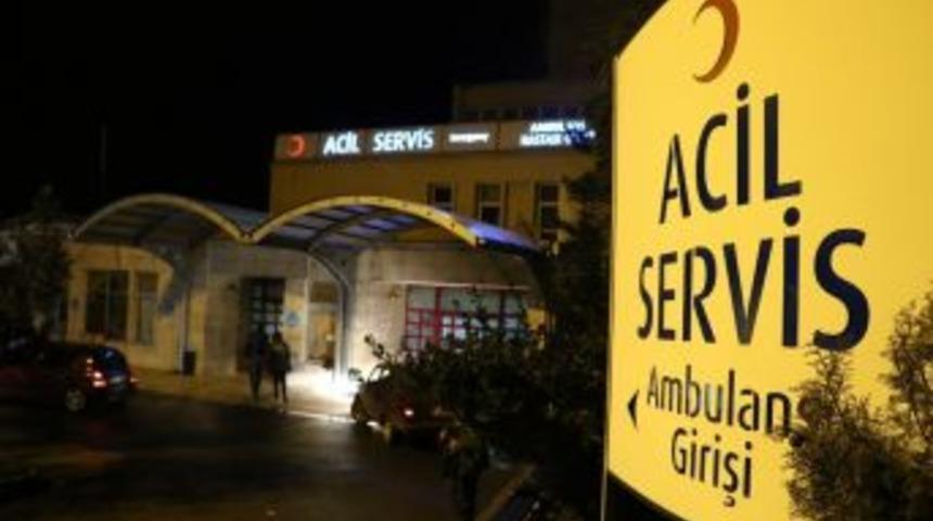 İki Vagon Arasında Sıkışan İş&ccedil;i Ağır Yaralandı