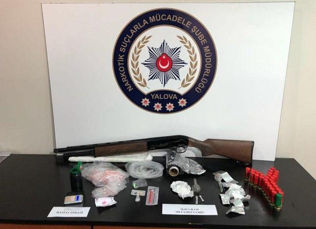 4 İlde Eş Zamanlı Uyuşturucu Operasyonu: 13 G&ouml;zaltı 3