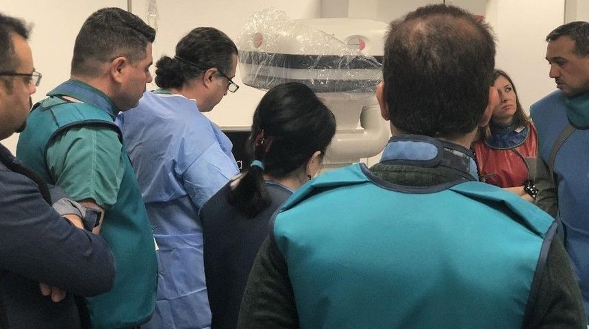 20 Yabancı Doktora &rsquo;ameliyatsız Bel Ve Boyun Fıtığı Tedavisi&rsquo; Eğitimi Verildi