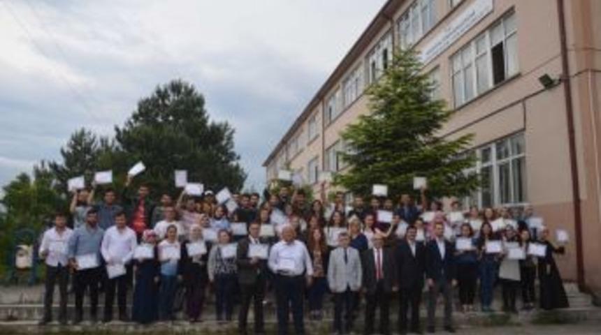 Bartın Myo &Ouml;ğrencilerine Sertifikaları Verildi