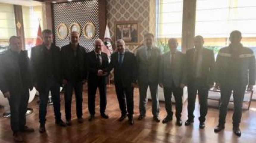 K&ouml;rfez&rsquo;de Belediyesi&rsquo;nde &Ccedil;alışan 84 İş&ccedil;iye Y&uuml;zde 12 Zam