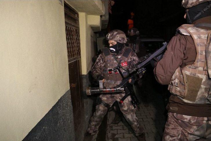Adana’da Deaş Operasyonu: 12 Suriyeliye Gözaltı G1