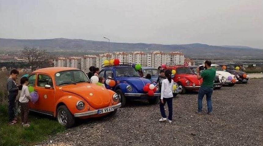 Kimsesiz &Ccedil;ocuklar İ&ccedil;in Vosvos Konvoyu D&uuml;zenlendi