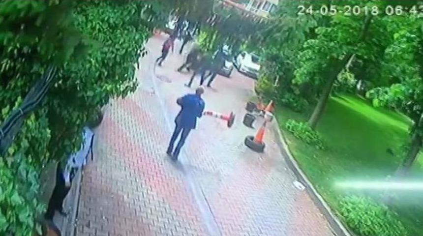 (&ouml;zel) &Uuml;nl&uuml; Armat&ouml;r Ailesine Ait Yalıda Hırsızlık Girişimi