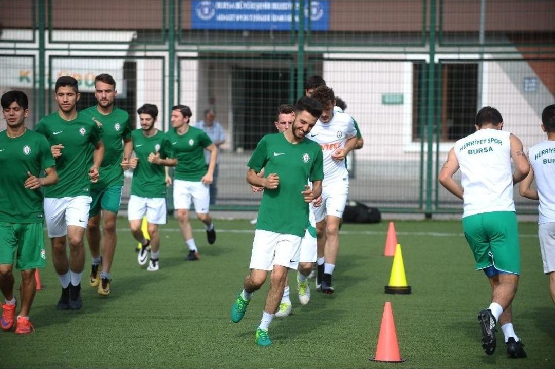 M&uuml;thiş Takım...22 Ma&ccedil;ta 22 Galibiyet Aldılar