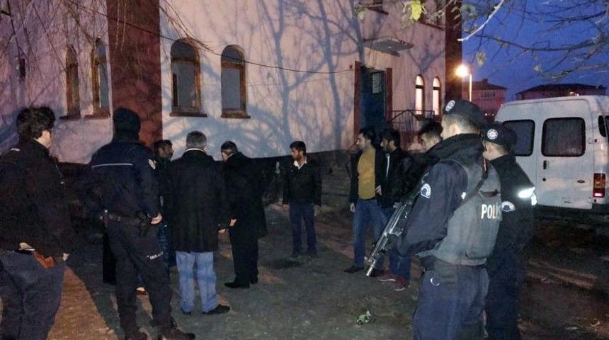 Kırıkkale&rsquo;de Hırsızlık Operasyonu: 5 G&ouml;zaltı