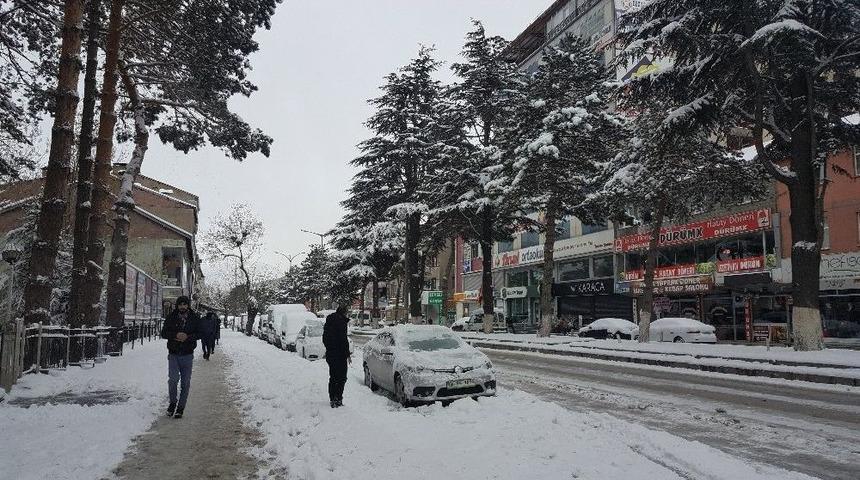 Tatvan&rsquo;da Kar Yağışı