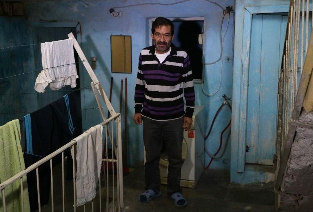 Koah, L&ouml;semi Ve Akciğer Hastası Adamın Yardım &Ccedil;ığlığı