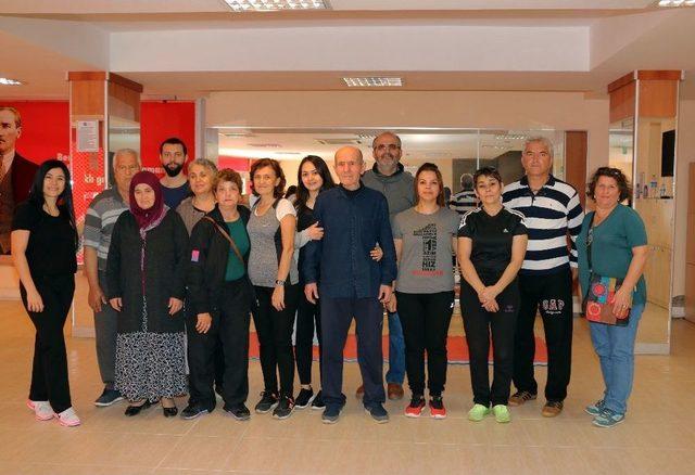 Parkinson Hastaları İçin Özel Program