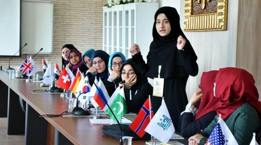 T&uuml;rkiye&rsquo;nin D&ouml;rt Bir Yanından 140 &Ouml;ğrenci &ldquo;atamun&rdquo; Konferansına Katılacak