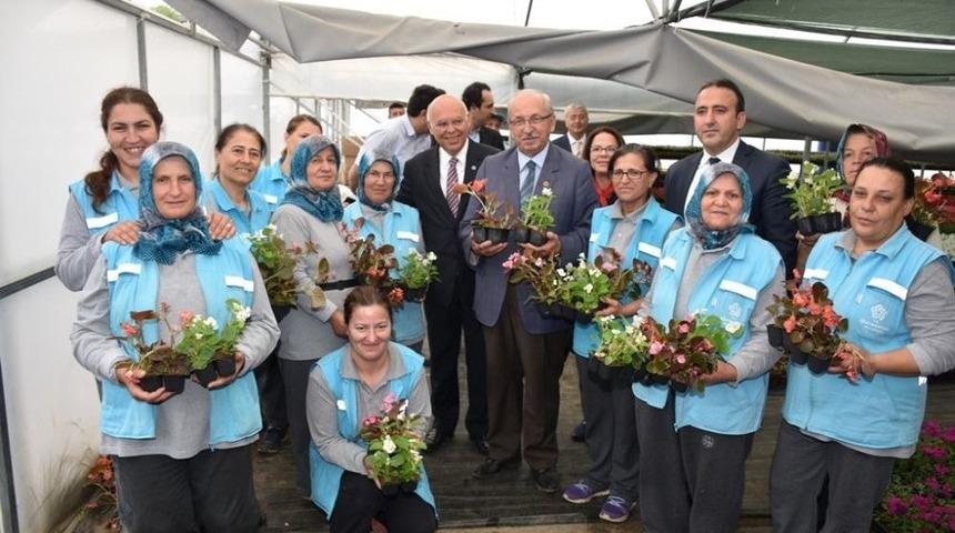 "modern Serada &Ccedil;i&ccedil;ek&ccedil;ilik &Ouml;rnek Uygulama Alanı" Projesinin A&ccedil;ılışı Yapıldı