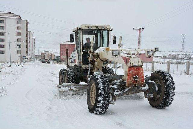 Kar Temizleme Çalışmaları Devam Ediyor