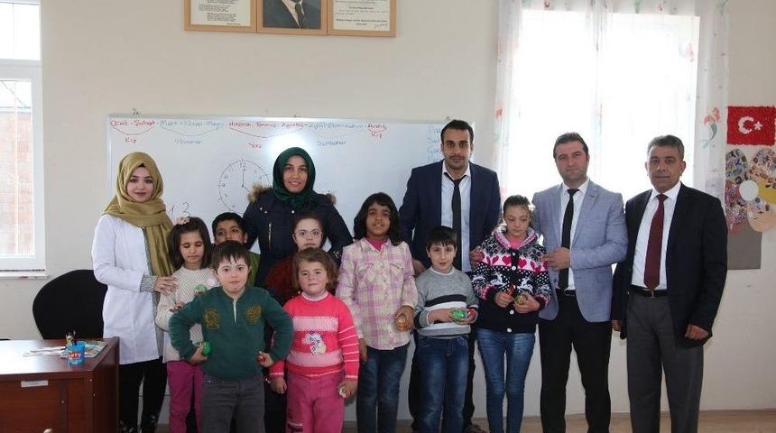 Başkan Akdemir, Engellilerin Sorunlarını Dinledi