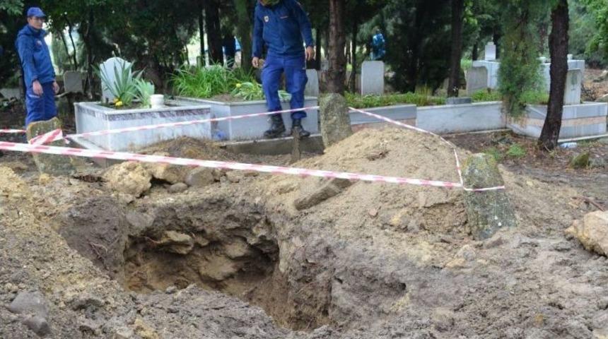 &Ccedil;anakkale&rsquo;de Ka&ccedil;ak Kazı Operasyonu