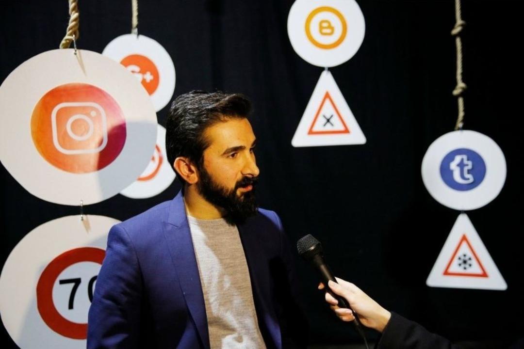 &lsquo;twitter Fenomeni Romeo Instagirl Juliet&rsquo; K&uuml;&ccedil;&uuml;k&ccedil;ekmece&rsquo;de Gala Yaptı