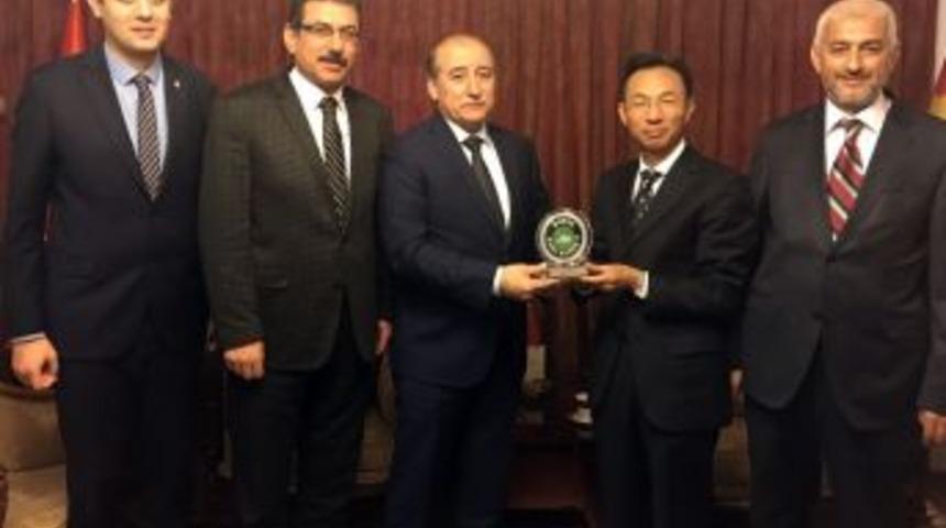 Bursa Kent Konseyi&rsquo;nden &Ccedil;in Ve Endonezya B&uuml;y&uuml;kel&ccedil;ilerine Ziyaret