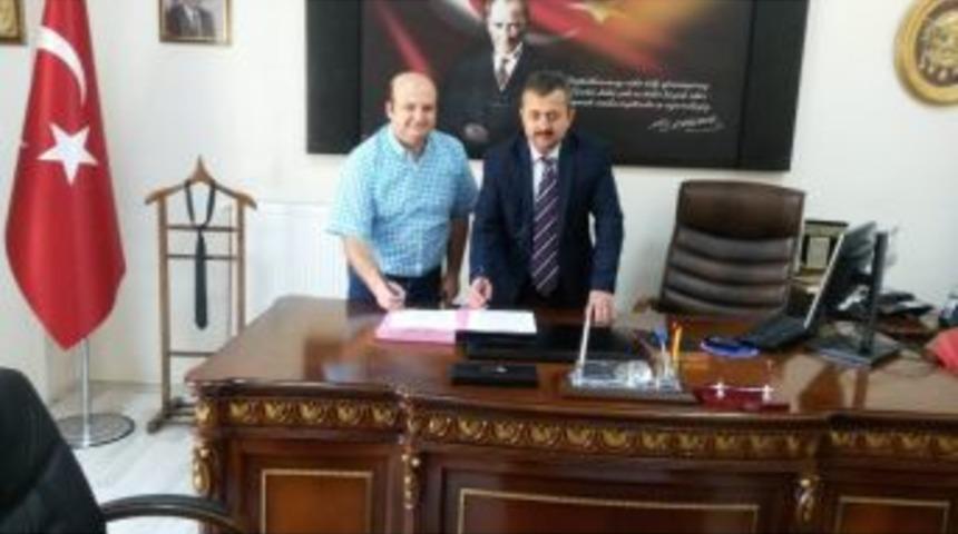 M&uuml;d&uuml;r Kamil U&ccedil;an: K&uuml;tahya&rsquo;da İstihdam Sayısı 7 Bin 652 Kişiye Ulaştı