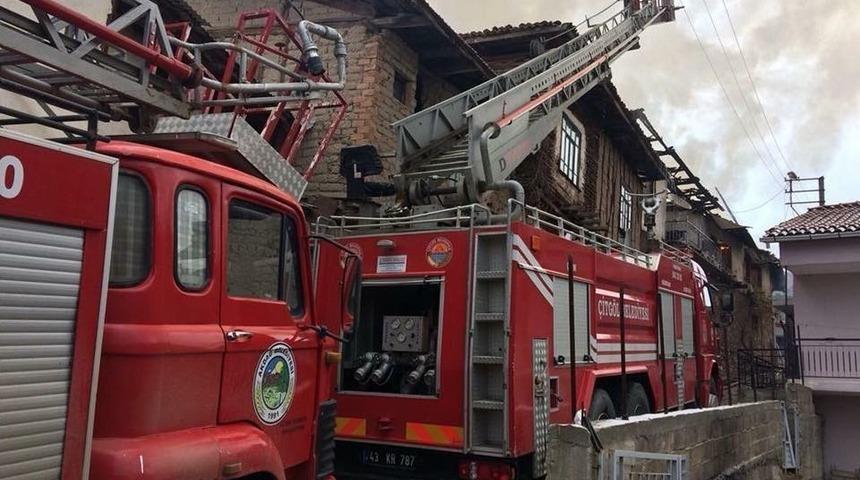 Simav&rsquo;da Yangın