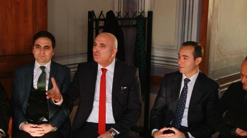 Hacıoğlu: &ldquo;bizim &Ccedil;ocuklarımız Okumadığı İ&ccedil;in Duygusal Zekası Gelişmiyor&rdquo;