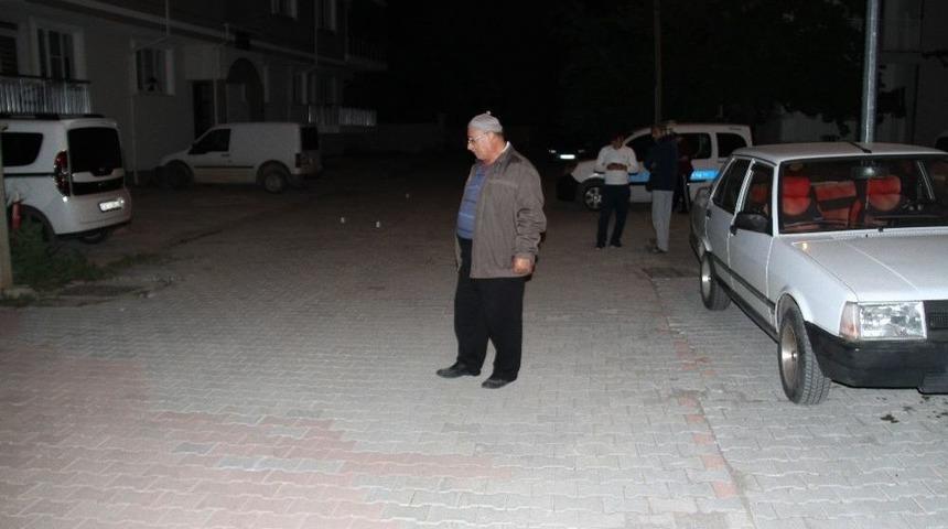 Konya&rsquo;da Sahurda A&ccedil;ılan Ateş Sonucu İki Ara&ccedil; Zarar G&ouml;rd&uuml;