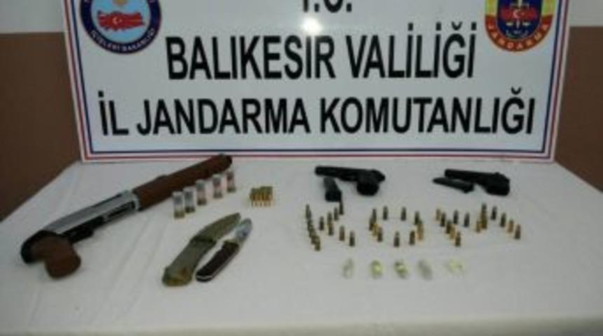 Zehir Tacirlerine Jandarma &ldquo;dur&rdquo; Dedi