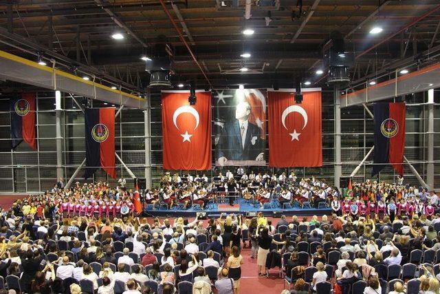 Müzik Gecesinde Ted Ankara Koleji Gençlik Senfoni Orkestrası Ve Koroları Konseri