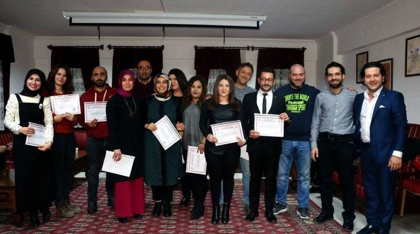 A&ccedil;tıkları Kurslarla Fotoğraf&ccedil;ı Ordusu Kuruyorlar