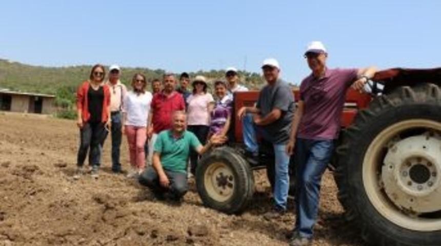 İzmirli &Uuml;reticilere Kuşkonmaz Desteği